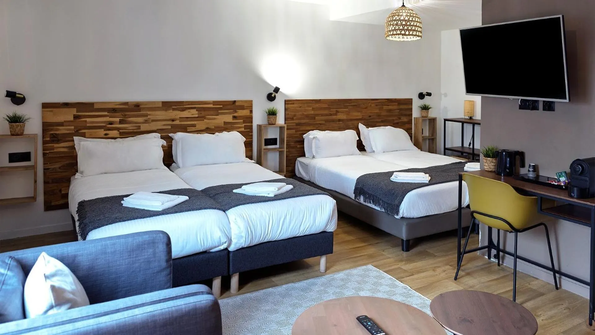 Hotel In 13 3*